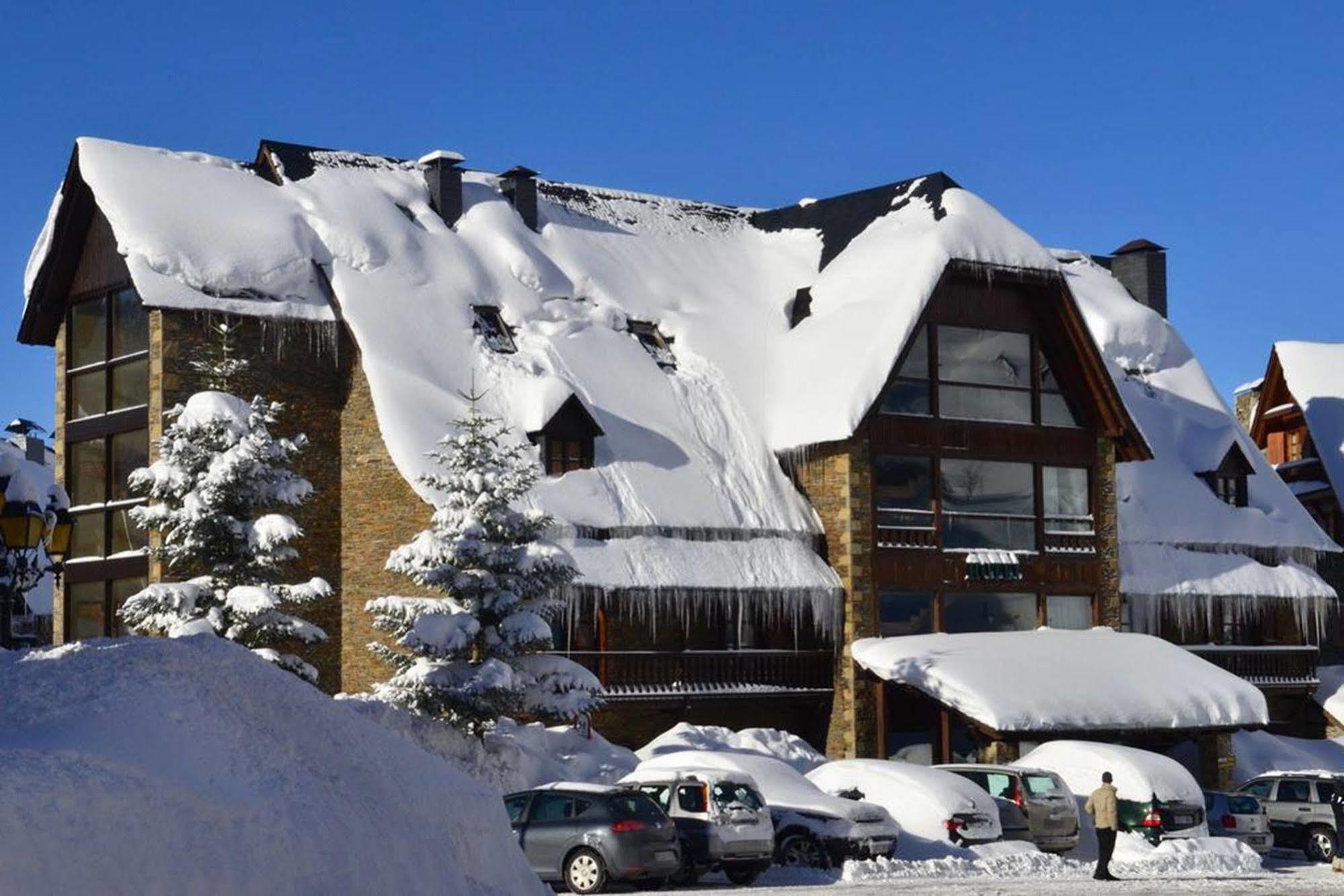 Hotel Chalet Bassibe Baqueira Beret Extérieur photo